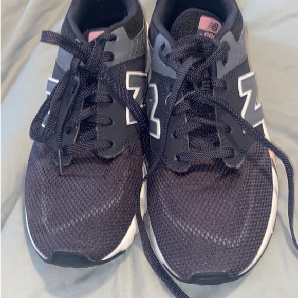 Womens new without Tags shoes size 9.5 - Picture 2 of 2